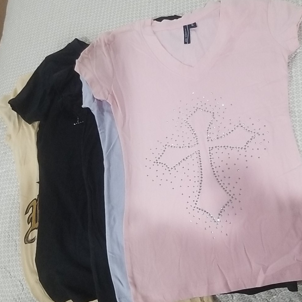 Tee shirt bundle (5 shirts)